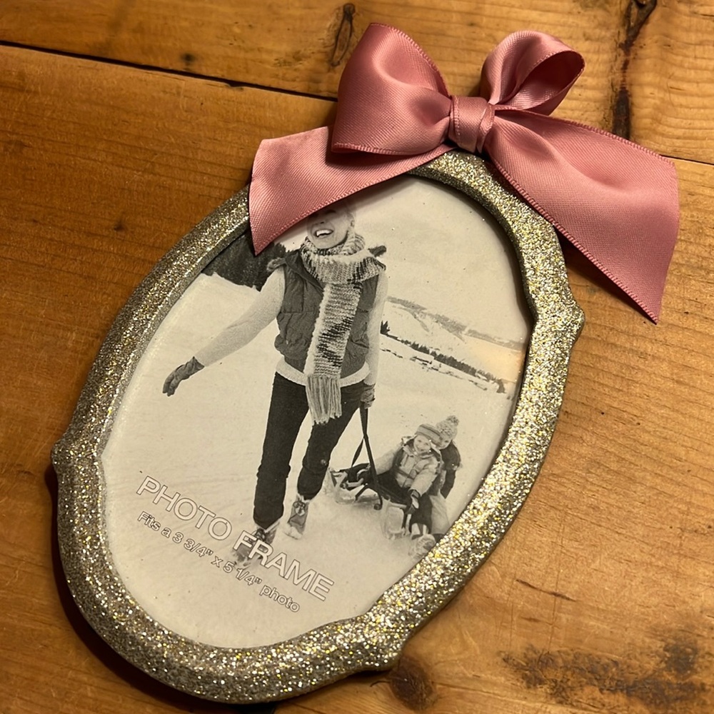 💚 3 for $15 💚 - Sparkly Photo Frame With Bow - NWOT - Picture 2 of 16